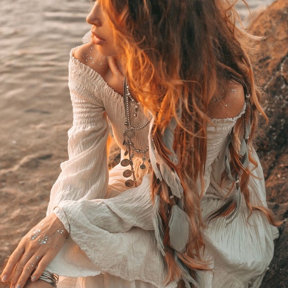 Lucia Off-Shoulder Boho Wedding Festive Maxi Dress - Picture 8 of 9